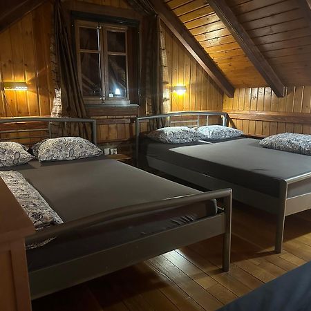 Cottage Plavi Lav Potok Екстер'єр фото