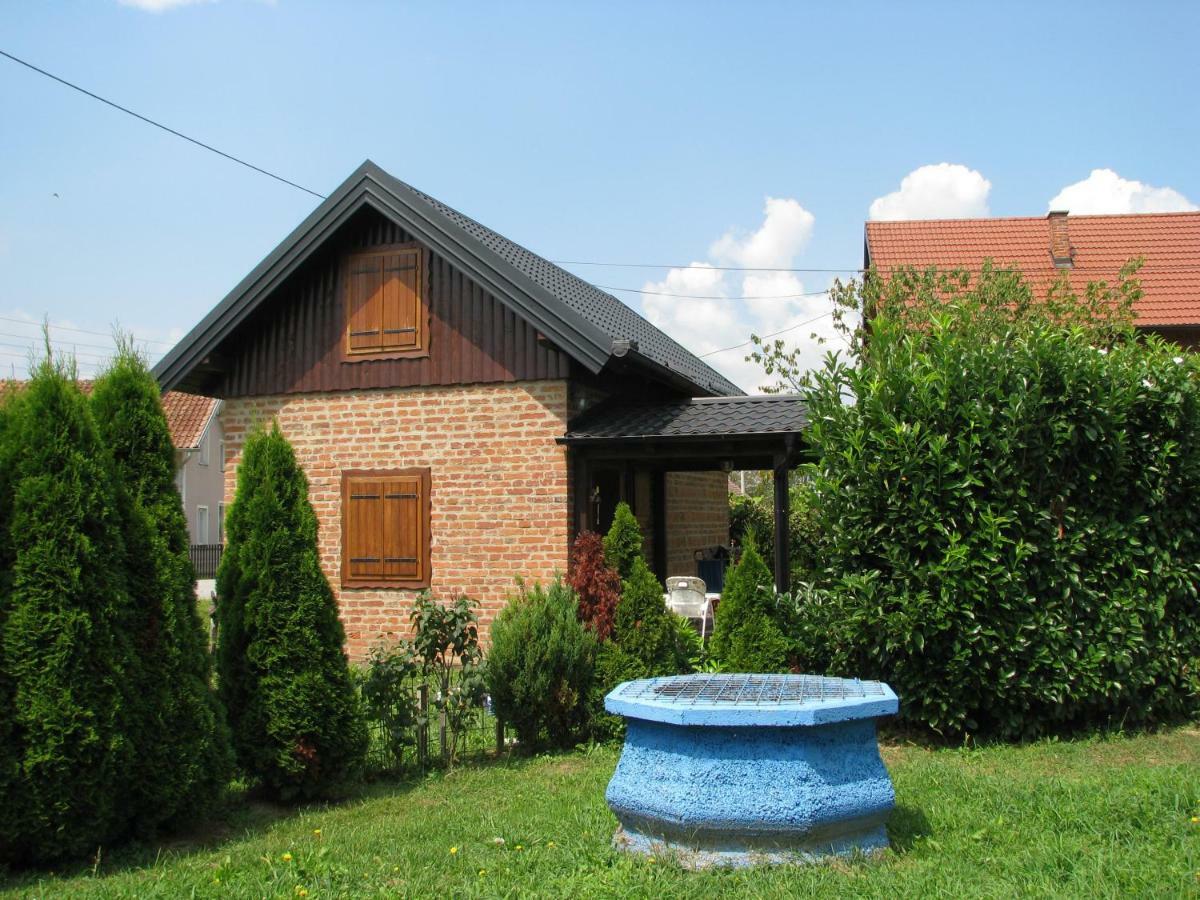 Cottage Plavi Lav Potok Екстер'єр фото